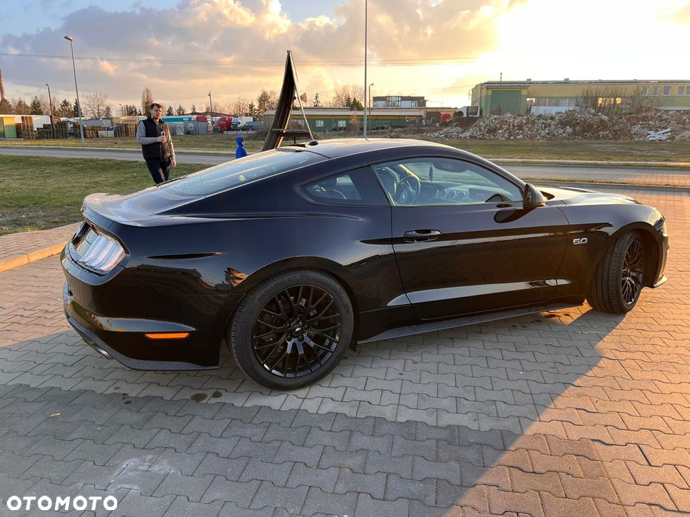 Ford Mustang - 19