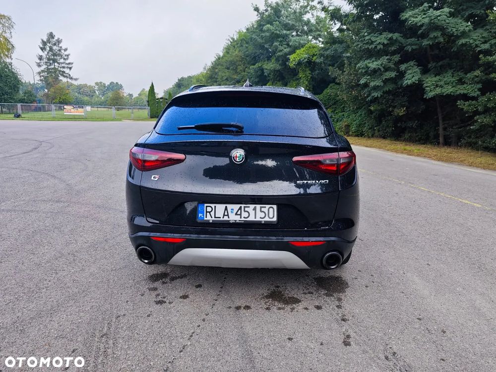 Alfa Romeo Stelvio 2.0 Turbo First Edition Q4 - 11