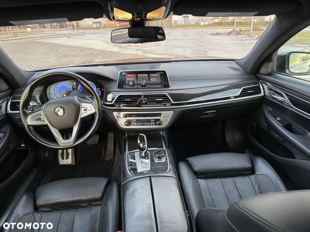 BMW Seria 7 - 18