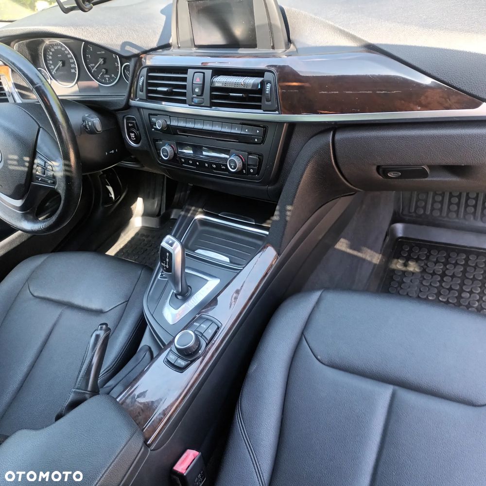 BMW Seria 3 - 15