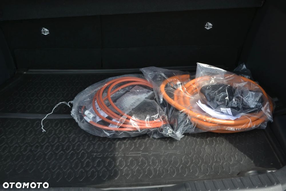 Toyota C-HR 2.0 PHEV Dynamic Force Style - 20