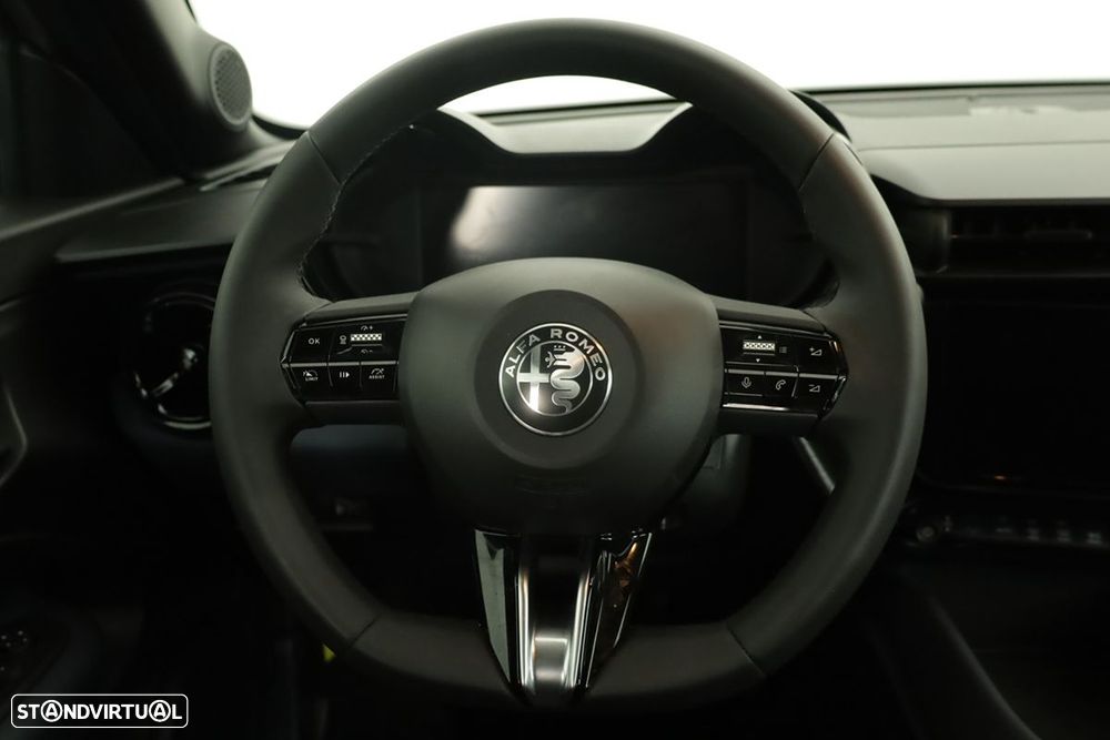 Alfa Romeo Junior Elletrica 50 kWh - 15