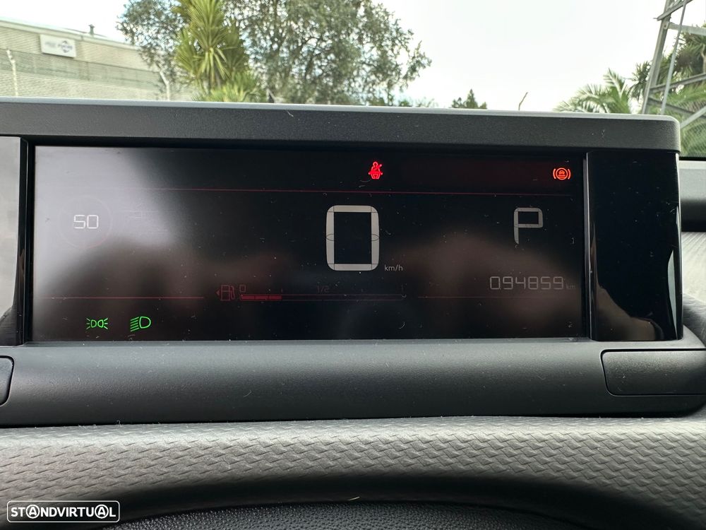 Citroën C4 Cactus 1.2 PureTech Shine EAT6 - 15