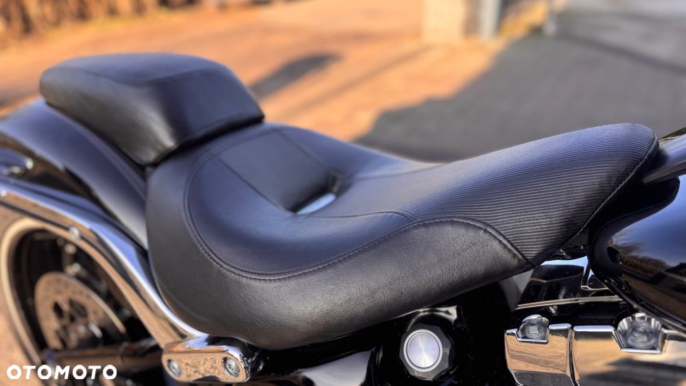 Harley-Davidson FXSB Breakout - 15