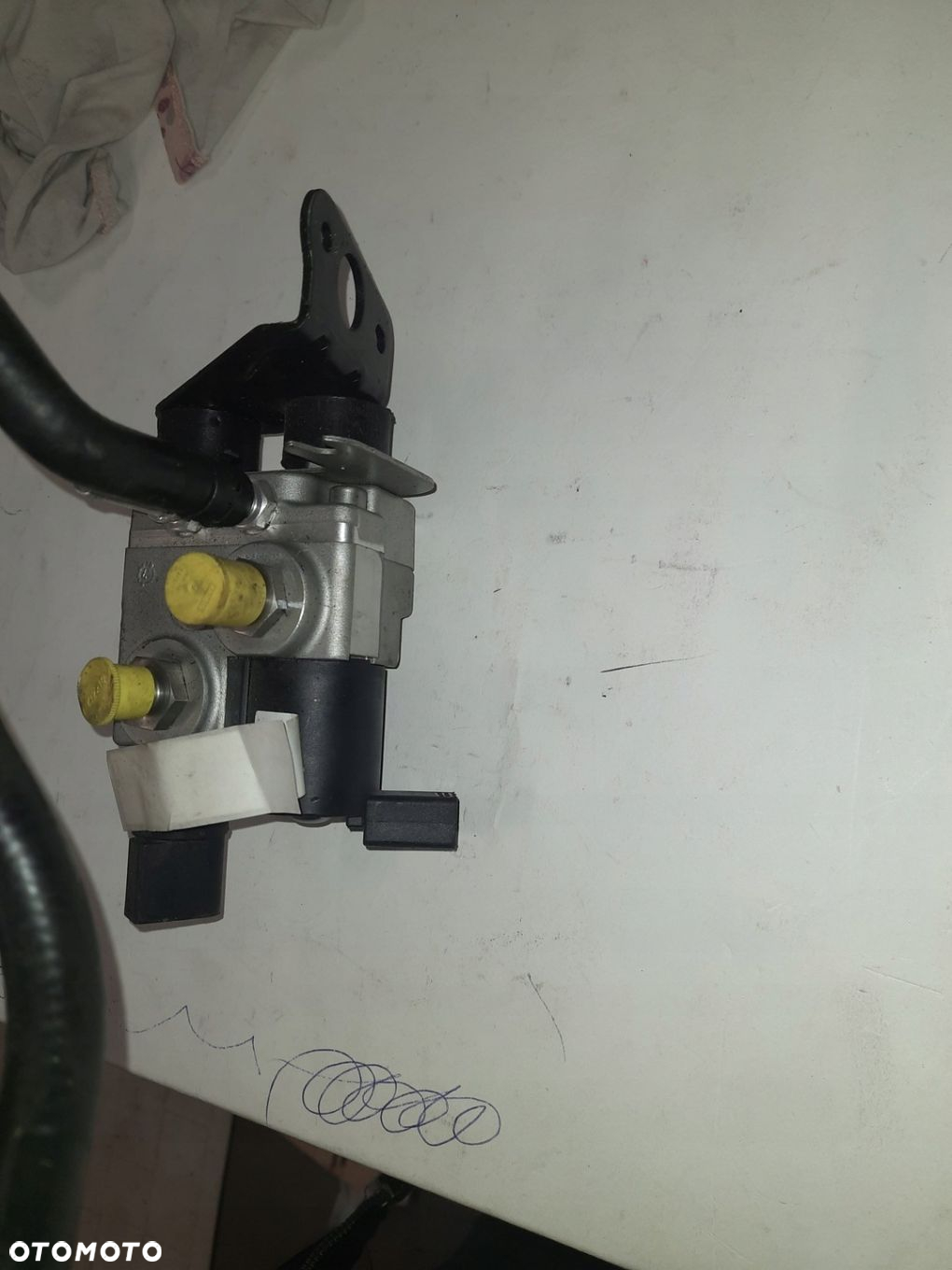 VW AUDI MODUŁ ZAWÓR ROZDZIELACZ CNG 5Q0906011 - 4
