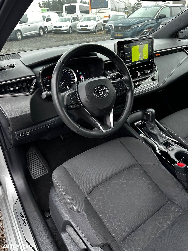Toyota Corolla 1.8 Hybrid Comfort - 22
