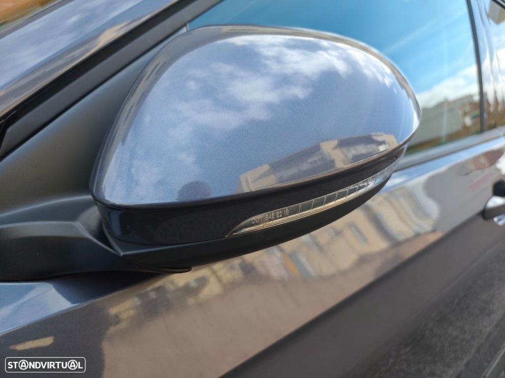 VW T-Cross 1.0 TSI Urban DSG - 14