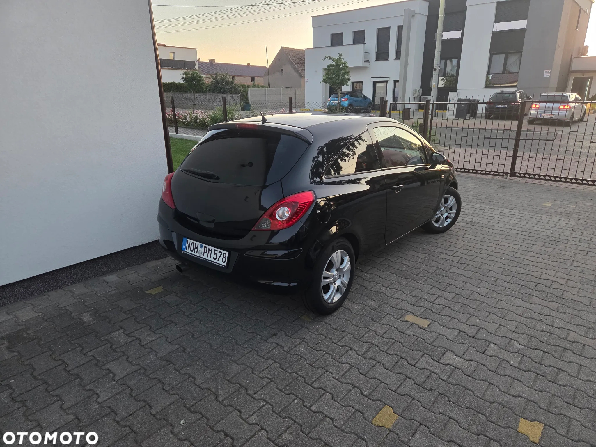 Opel Corsa 1.2 16V Sport - 11