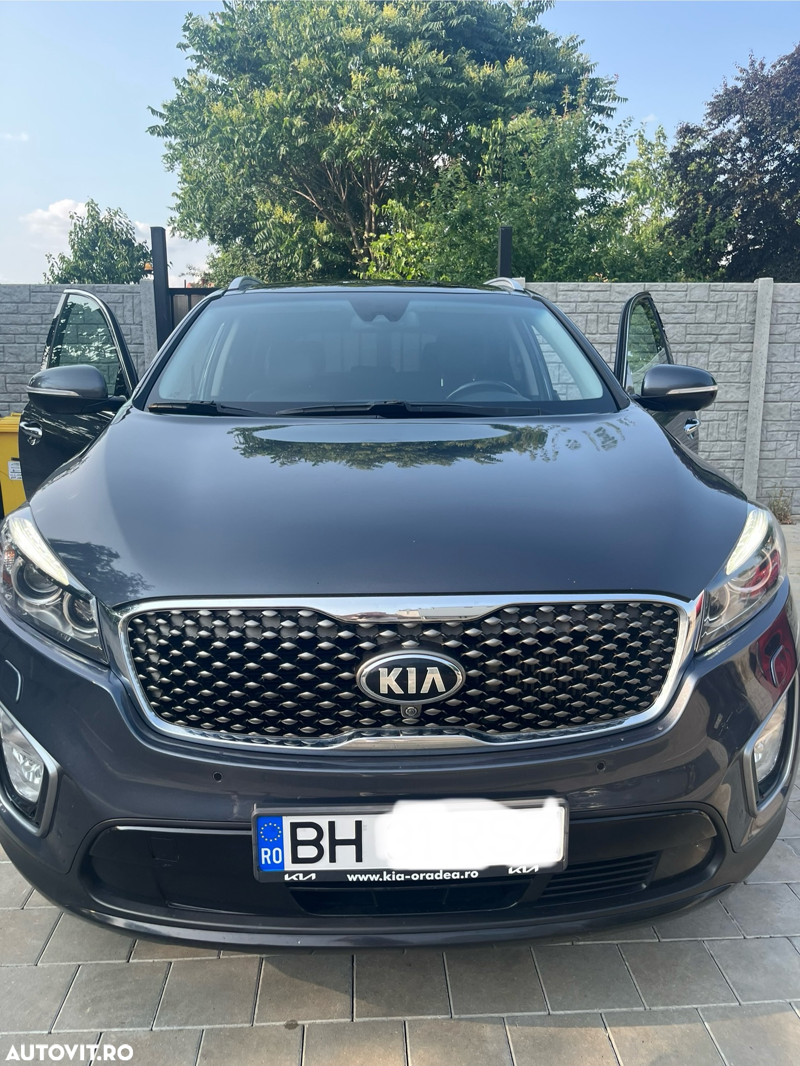 Kia Sorento - 2