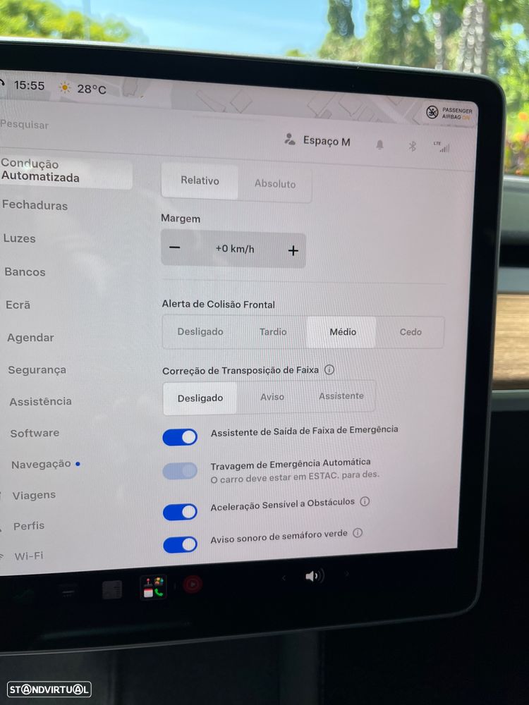 Tesla Model Y Long Range Dual Motor AWD - 12