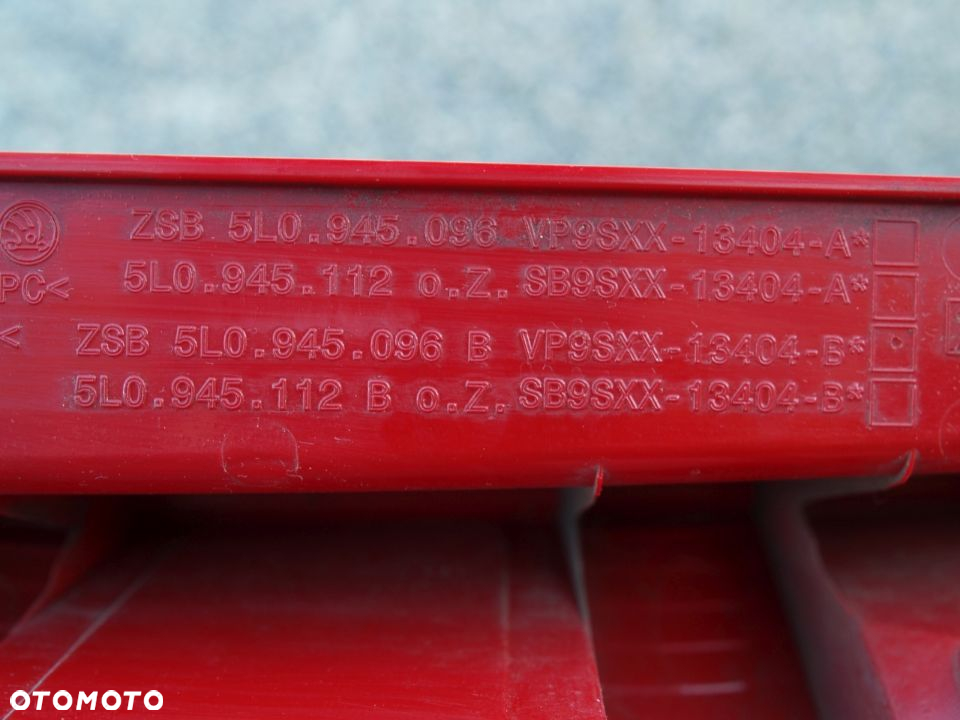 Image Škoda Yeti zadní pravé zadní světlo 10-12R 5L0 - 5L0945112