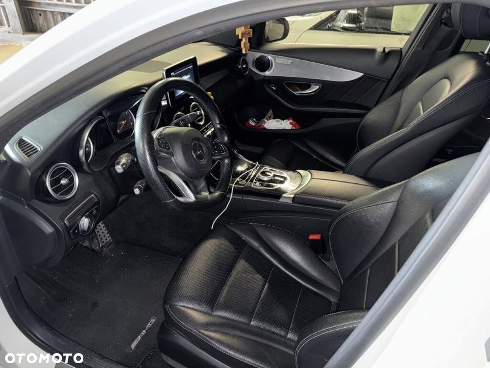 Mercedes-Benz Klasa C 200 4Matic 9G-TRONIC - 6