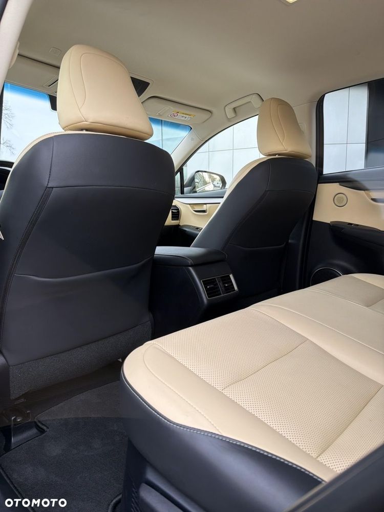 Lexus NX 300h Comfort AWD - 21