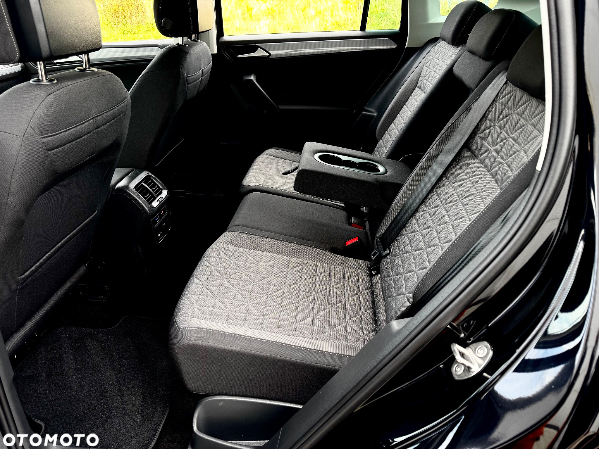 Volkswagen Tiguan - 28