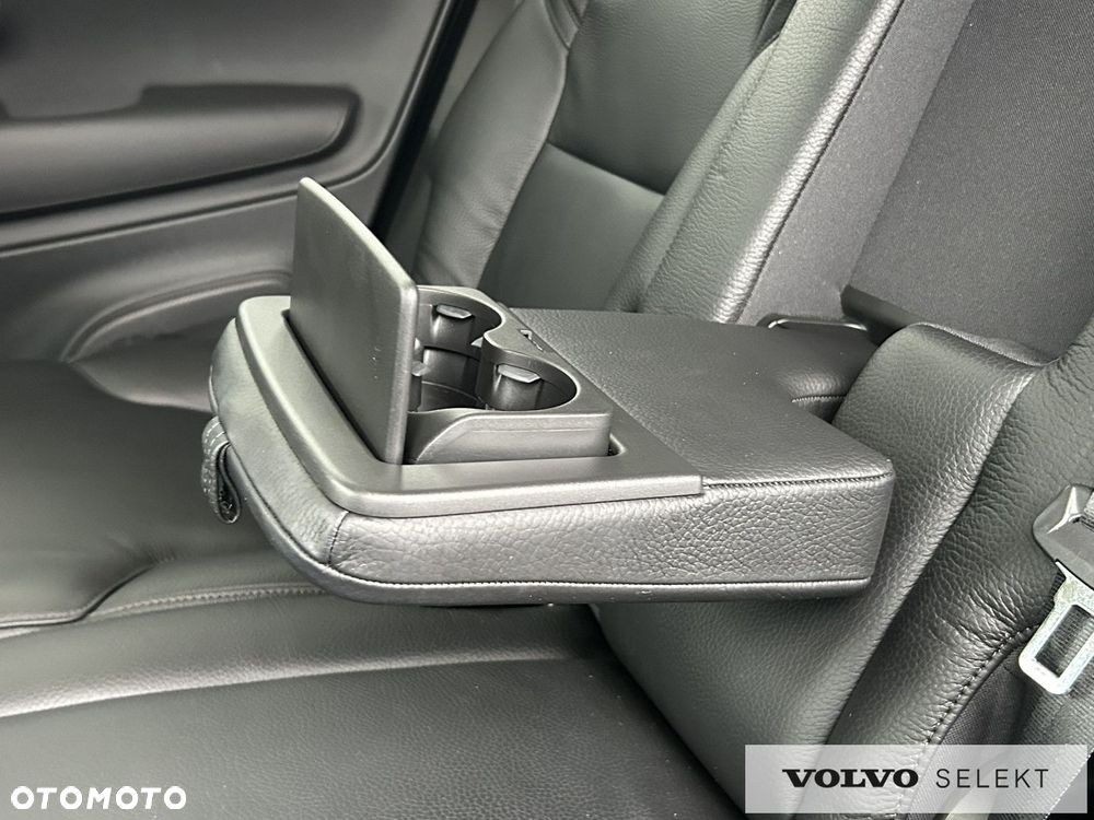 Volvo XC 90 - 32