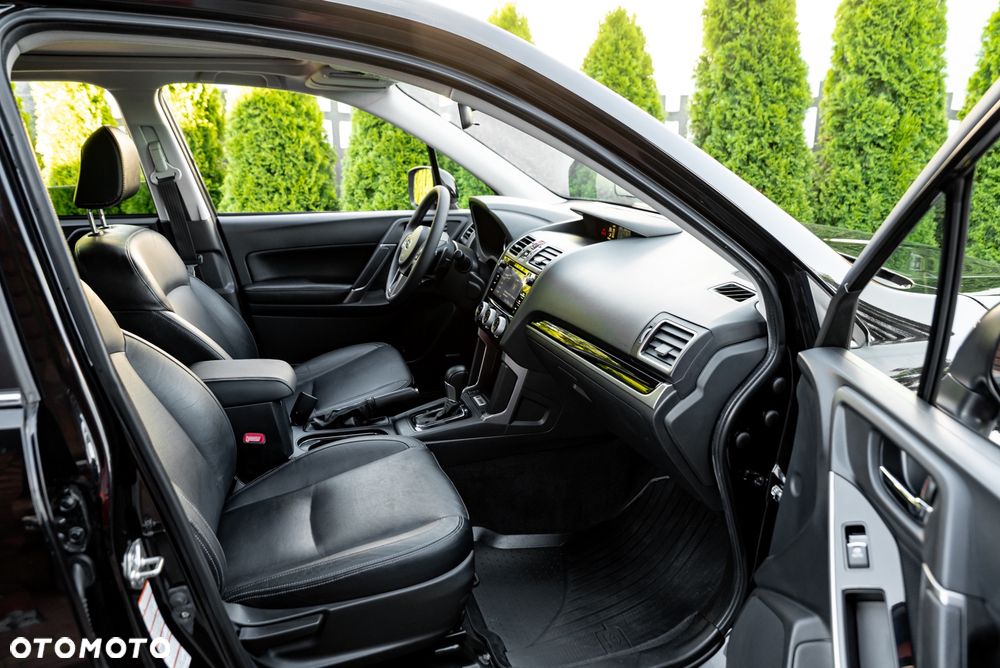 Subaru Forester 2.0XT Lineartronic Sport - 27