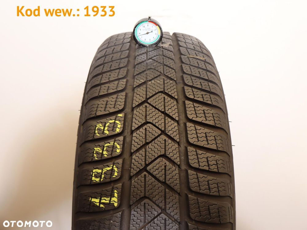Pirelli SottoZero 3 Winter - 235/55 R18 - 1