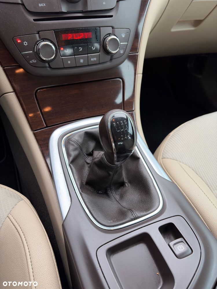 Opel Insignia 2.0 CDTI Cosmo - 18