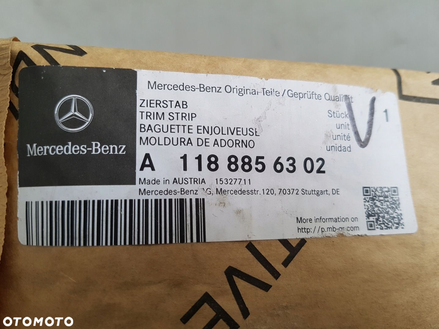 MERCEDES CLA AMG listwa zderzaka przód A1188856302RT Areo Pakiet - 5