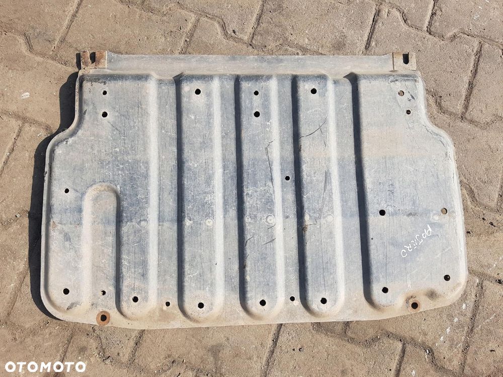 MITSUBISHI PAJERO III LIFT 03-06r 3.2 DID OSŁONA POD SILNIK - 1