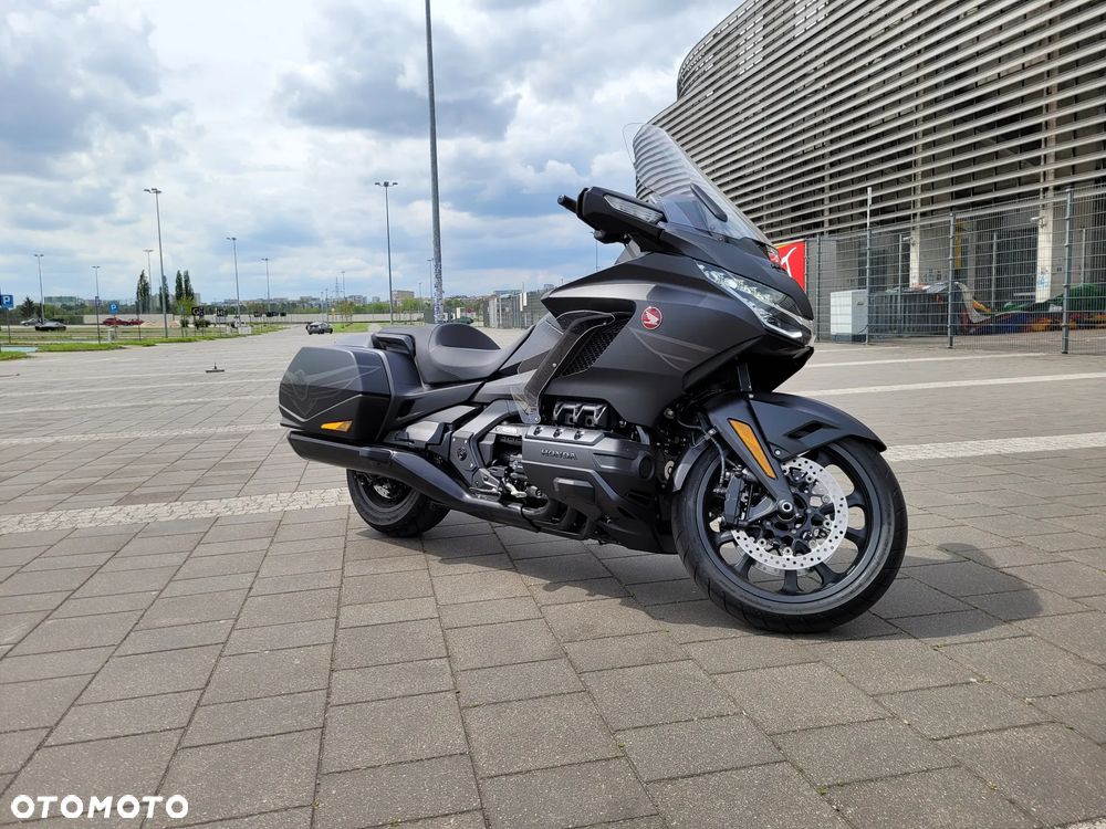 Honda GL - 6