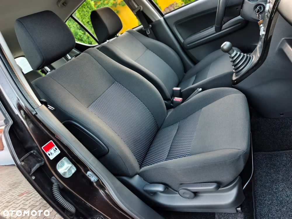 Suzuki Splash 1.2 active+ - 21