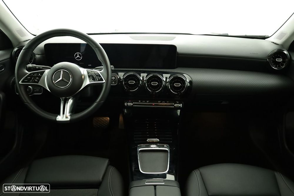 Mercedes-Benz A 200 Standard - 8