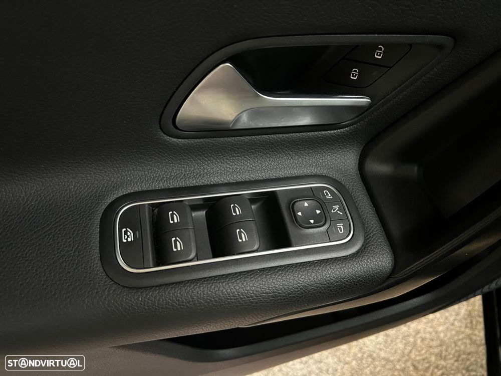 Mercedes-Benz A 180 - 23