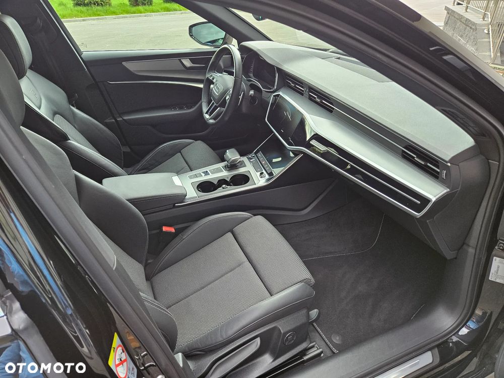 Audi A6 Avant 40 TDI quattro S tronic S line - 13
