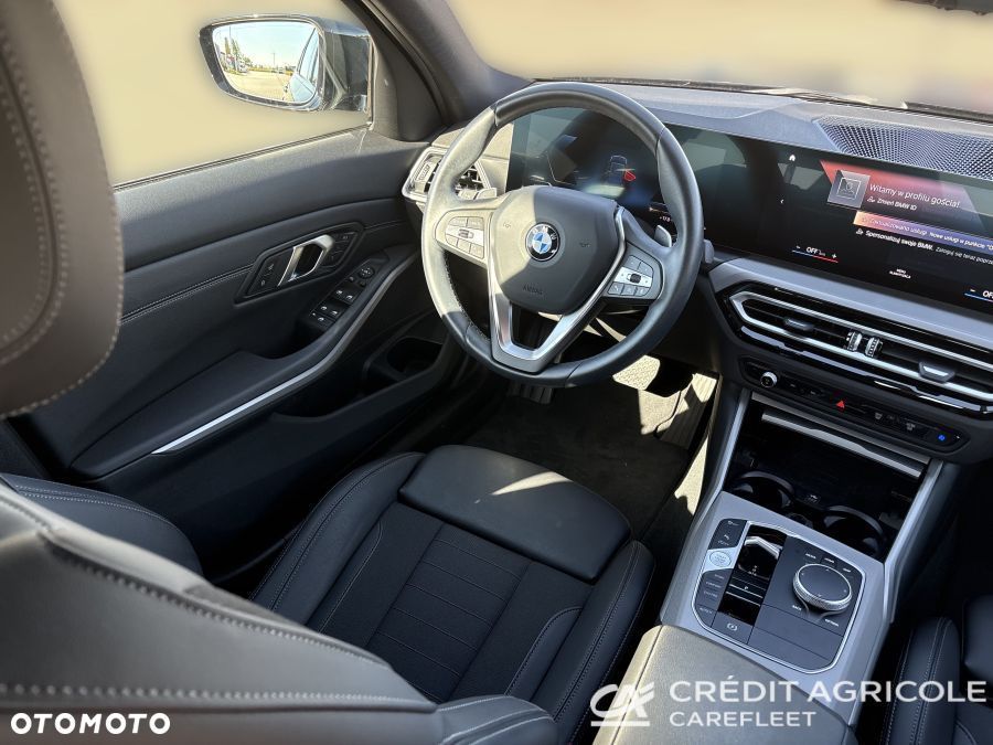 BMW Seria 3 318i - 21