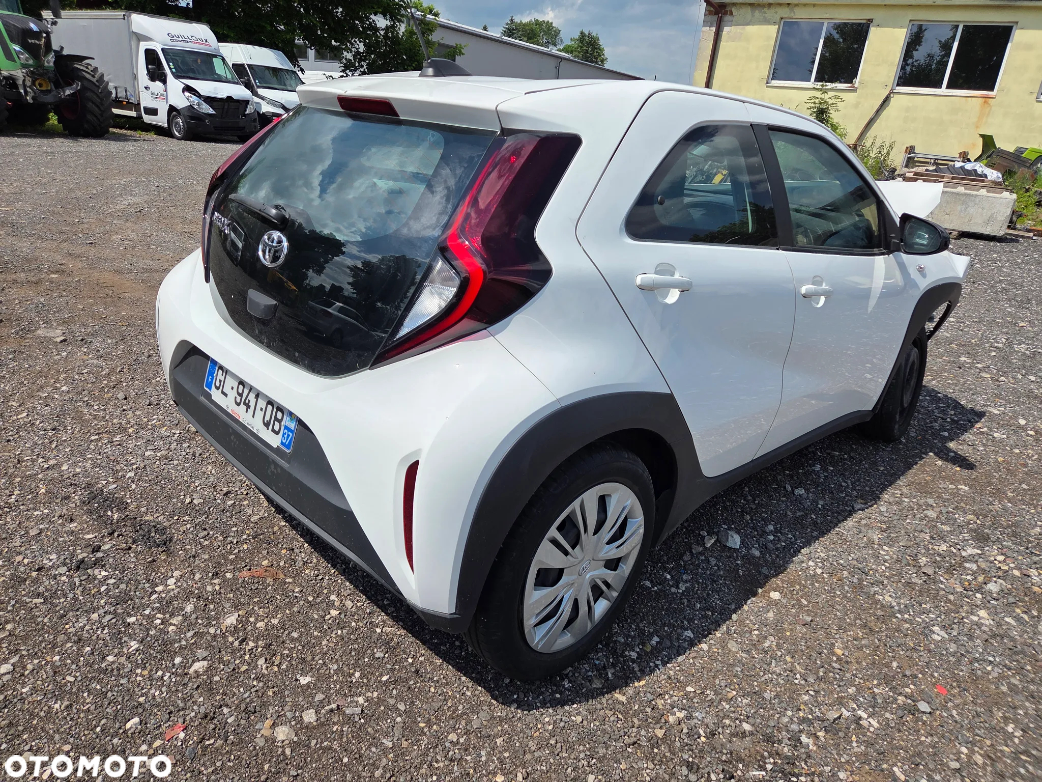 Toyota Aygo X 1.0 VVT-i Comfort CVT - 3