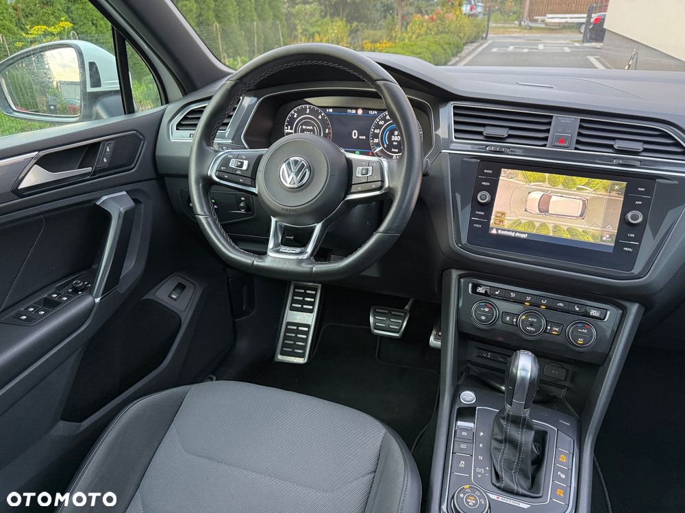 2017 Volkswagen Tiguan 2.0 TDI SCR 4Mot Highline DSG, photograph 8