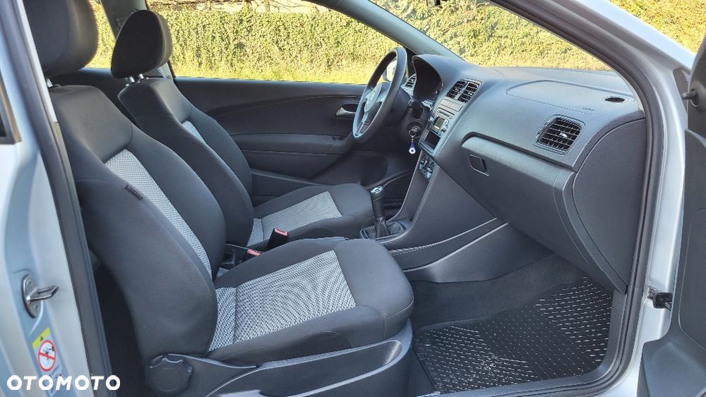 Volkswagen Polo - 24