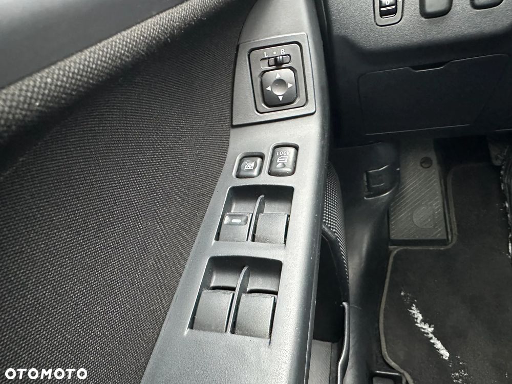 Mitsubishi Lancer 1.5 Inform - 11