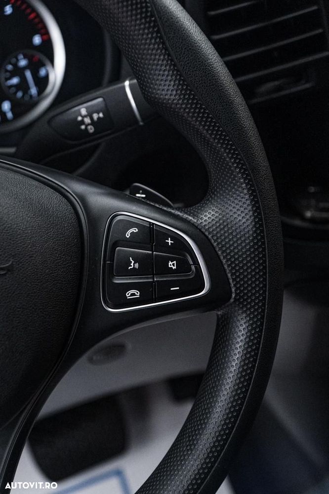 Mercedes-Benz Vito Lung 114 CDI 136CP RWD 9AT Select - 29