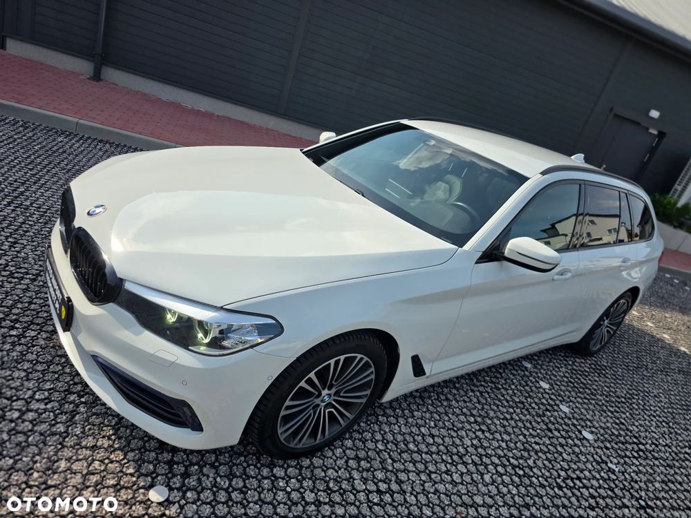 BMW Seria 5 530i xDrive Sport Line - 19