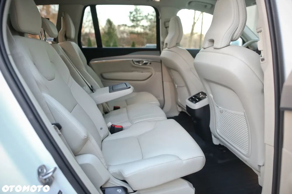 Volvo XC 90 T5 AWD Inscription 7os - 26