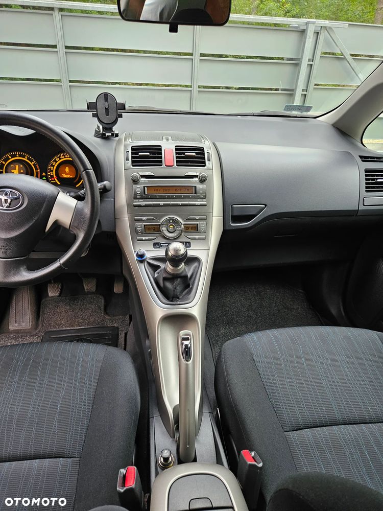 Toyota Auris 1.6 VVT-i Sol - 12