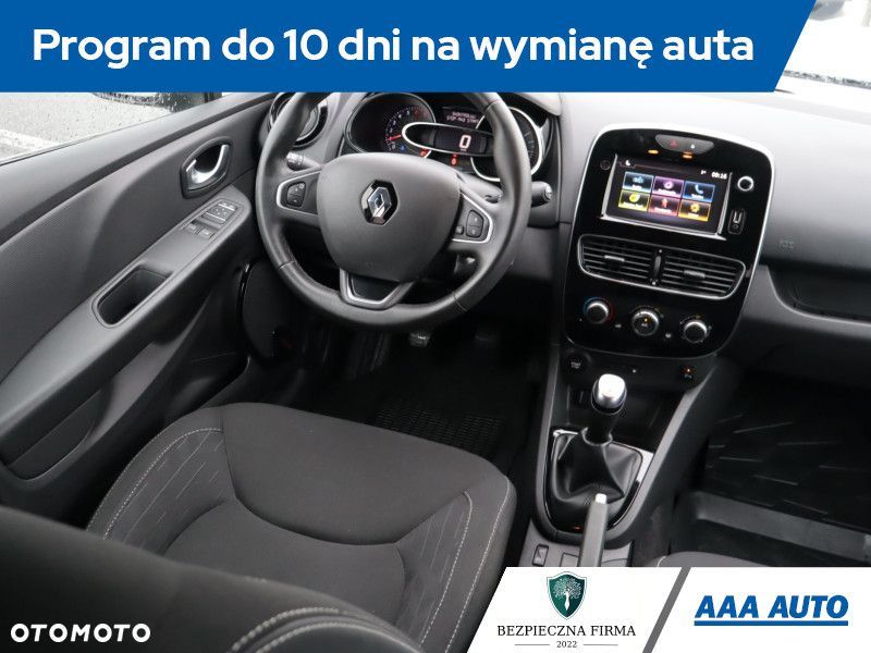 Renault Clio - 9