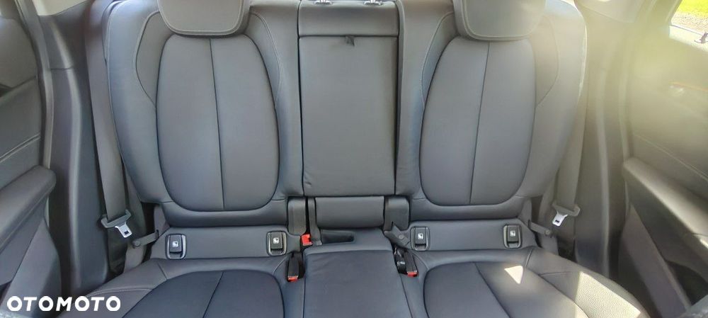 BMW X1 sDrive18d - 15