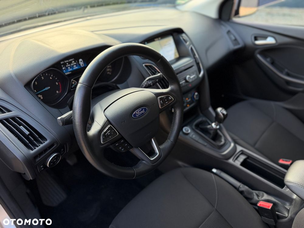 Ford Focus 1.5 TDCi DPF Start-Stopp-System Business - 15