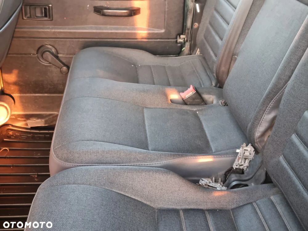 Land Rover Defender 2.2 TD4 E - 20