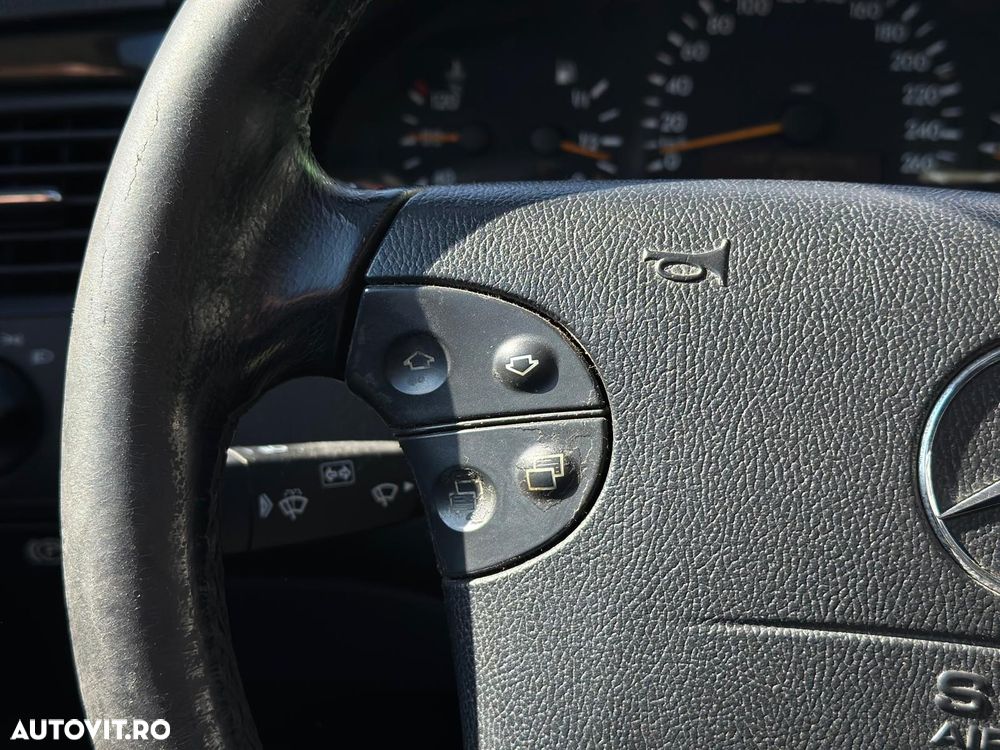 Mercedes-Benz E - 23