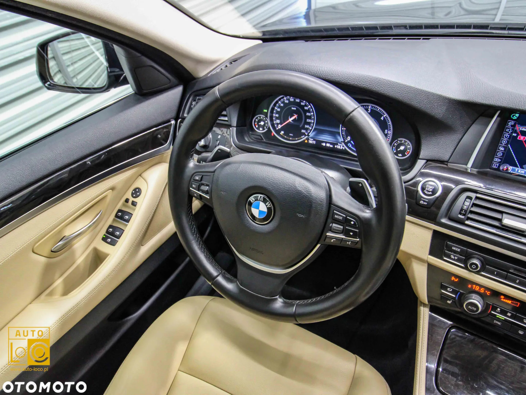 BMW Seria 5 520d xDrive Luxury Line - 27