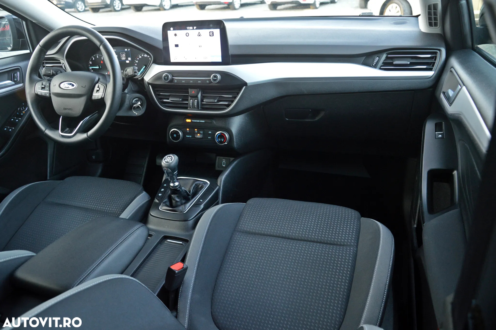 Ford Focus - 21
