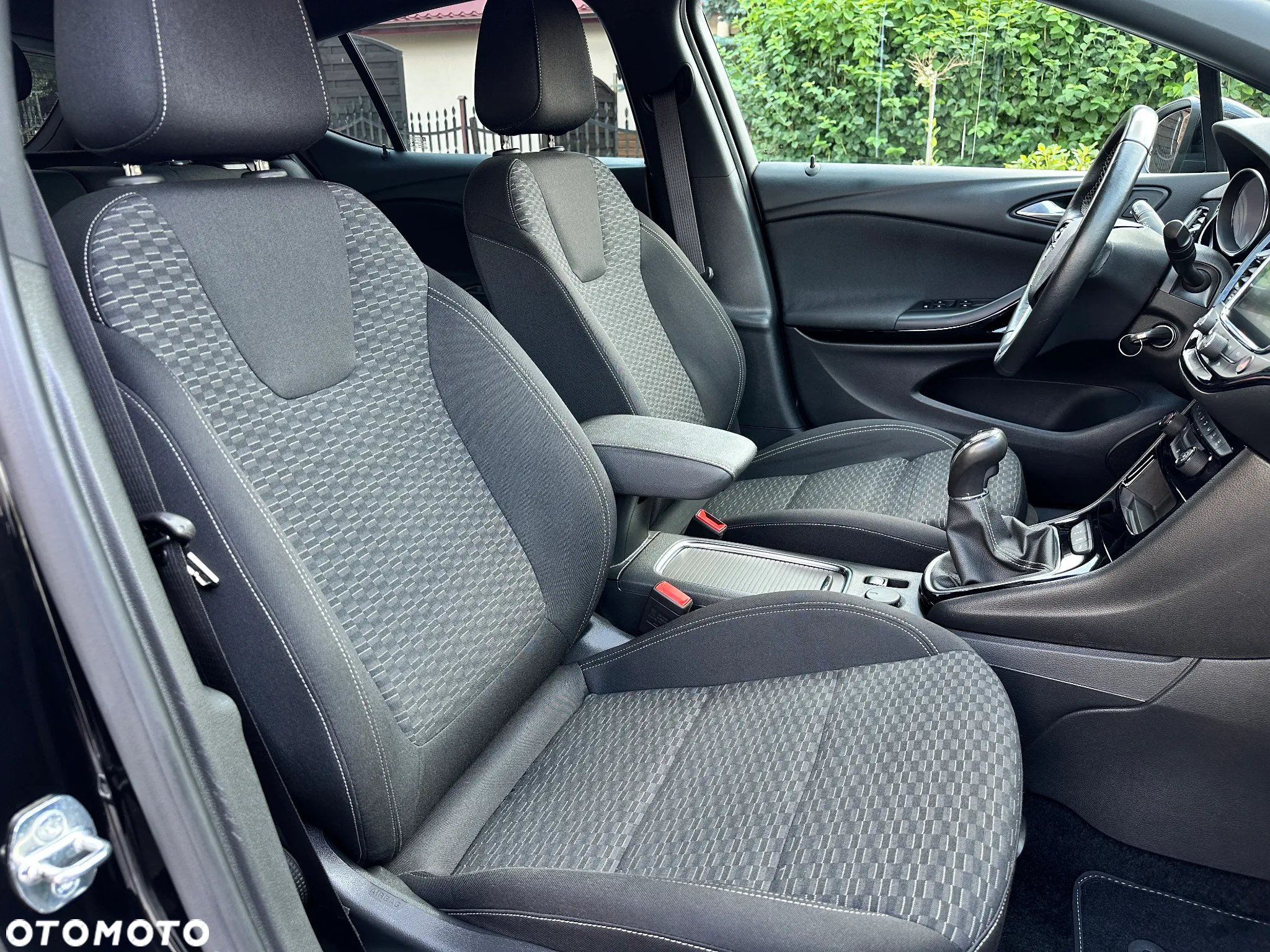 Opel Astra 1.4 Turbo Dynamic - 24