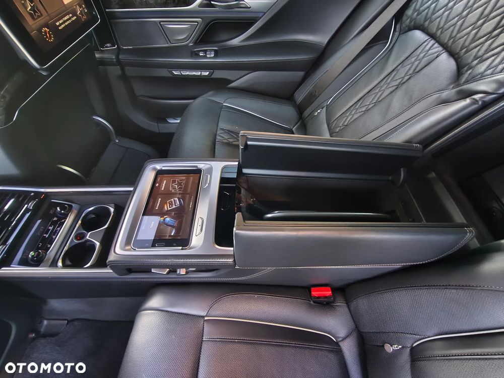 BMW Seria 7 750Li xDrive - 20