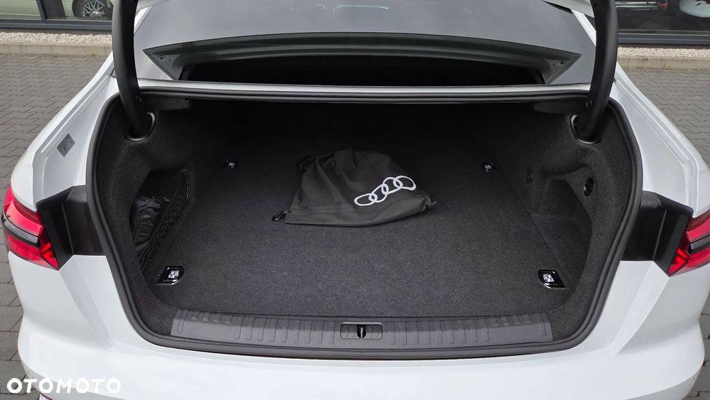 Audi A6 Limousine 55 TFSI e quattro S tronic S line - 30