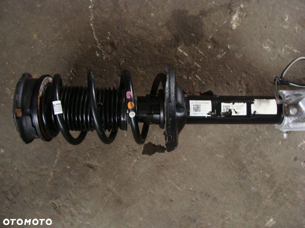 amortyzator zwrotnica lewa vw golf viii gti 5wa407257a 5q0413031fn - 3