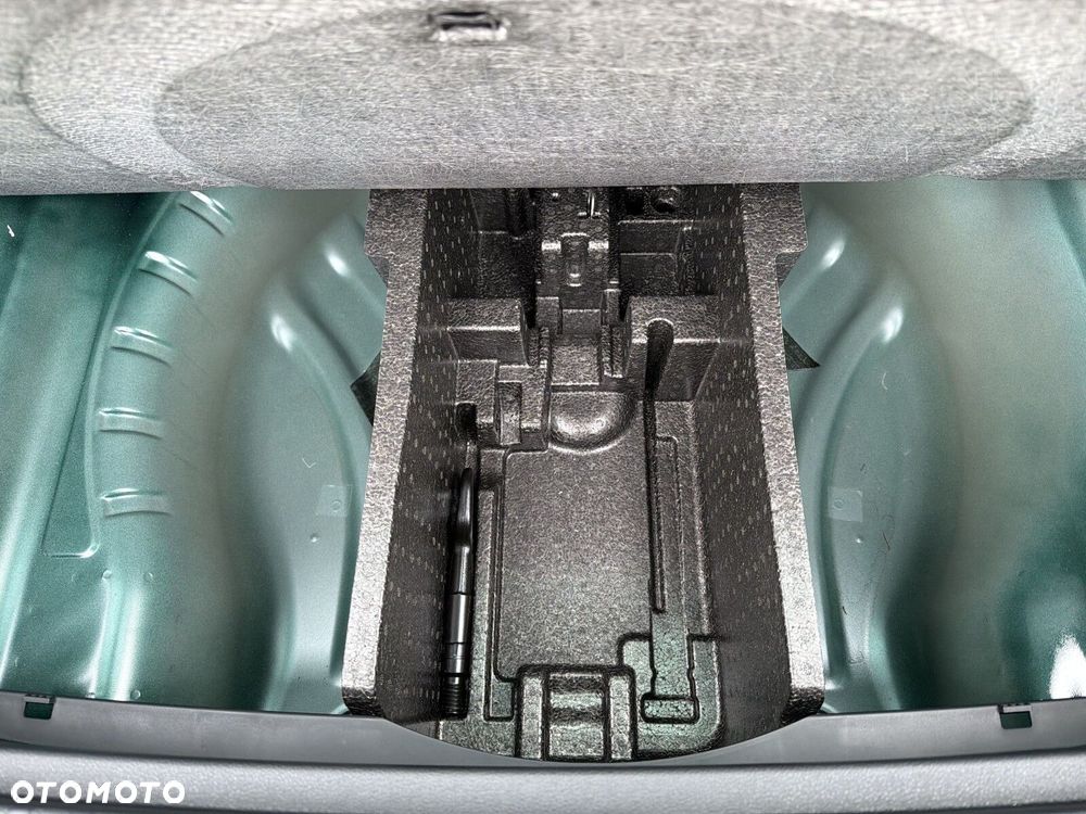 Skoda Octavia 2.0 TSI RS DSG - 27